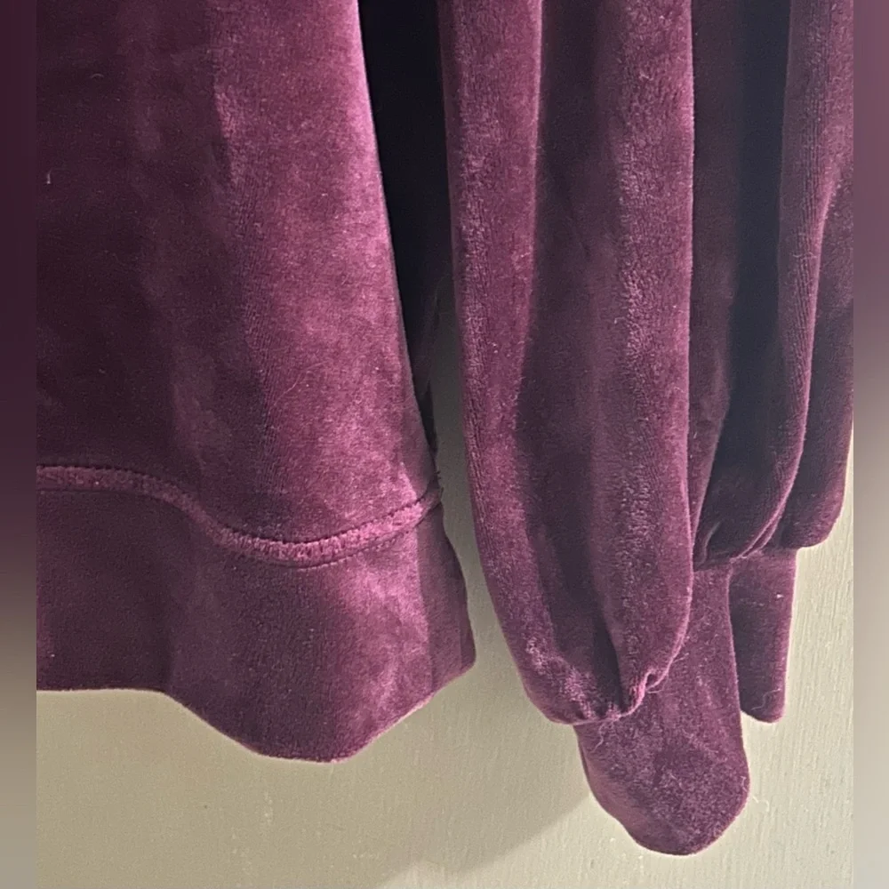 VERA WANG VELOUR TOP WOMEN’S RED - Picture 3 of 5